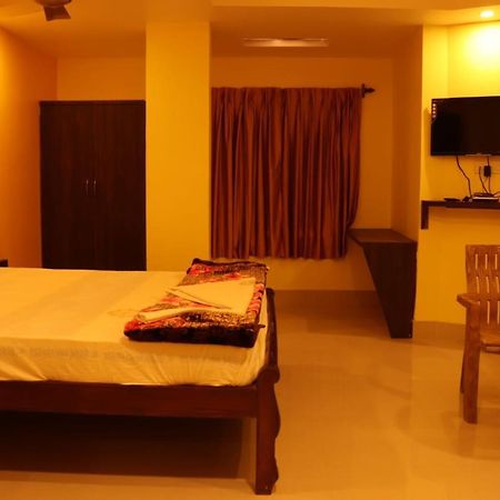 Hotel Crown Of Digha ディガ エクステリア 写真